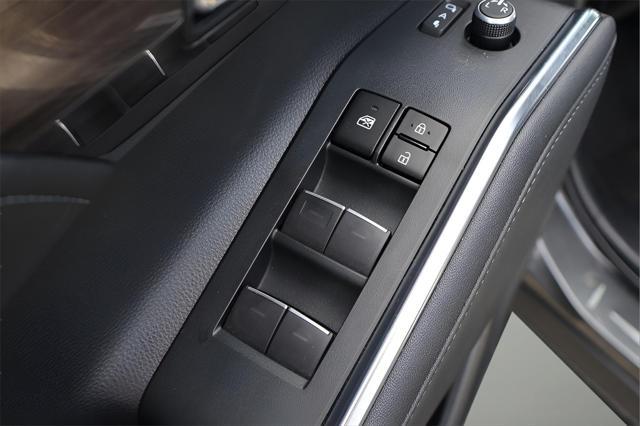 used 2023 Toyota Highlander car, priced at $37,993