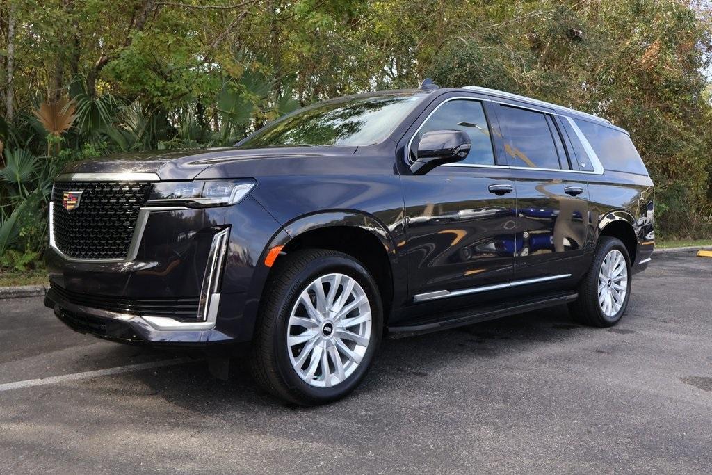 new 2024 Cadillac Escalade ESV car, priced at $88,570