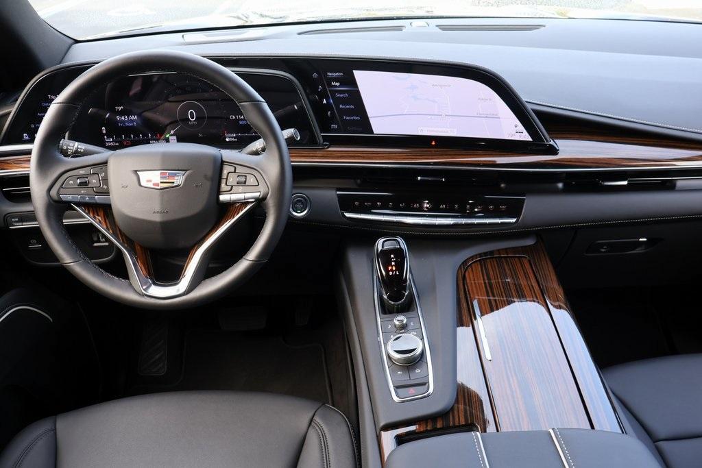 new 2024 Cadillac Escalade ESV car, priced at $88,570