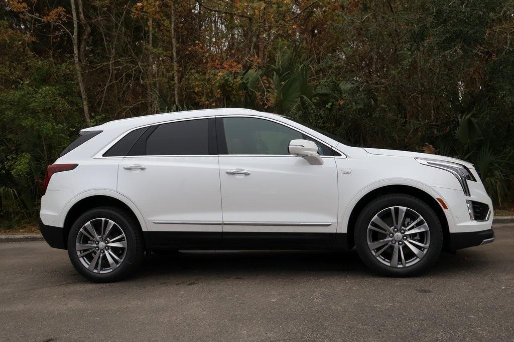 new 2025 Cadillac XT5 car, priced at $59,285