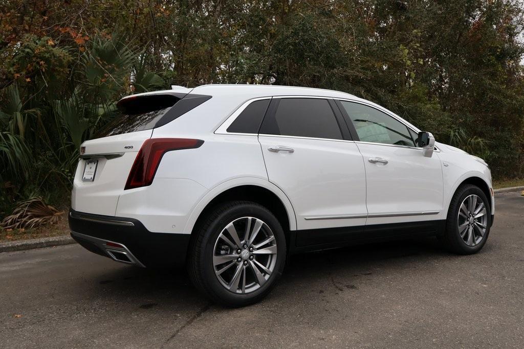 new 2025 Cadillac XT5 car, priced at $59,285