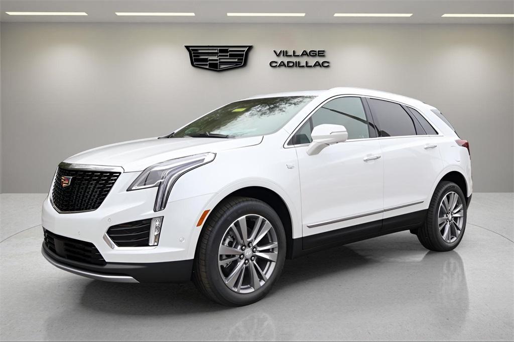 new 2025 Cadillac XT5 car, priced at $59,285