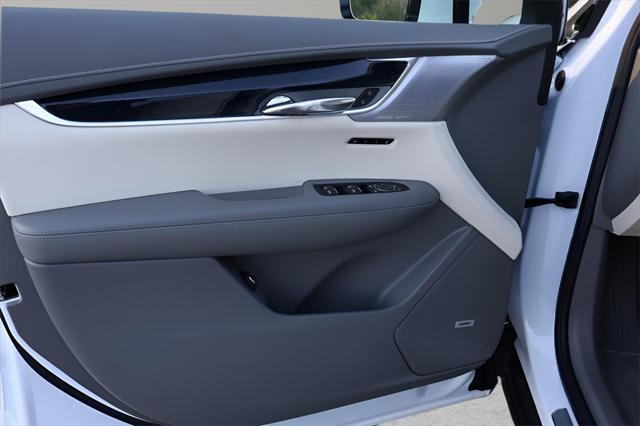 new 2025 Cadillac XT6 car, priced at $61,560