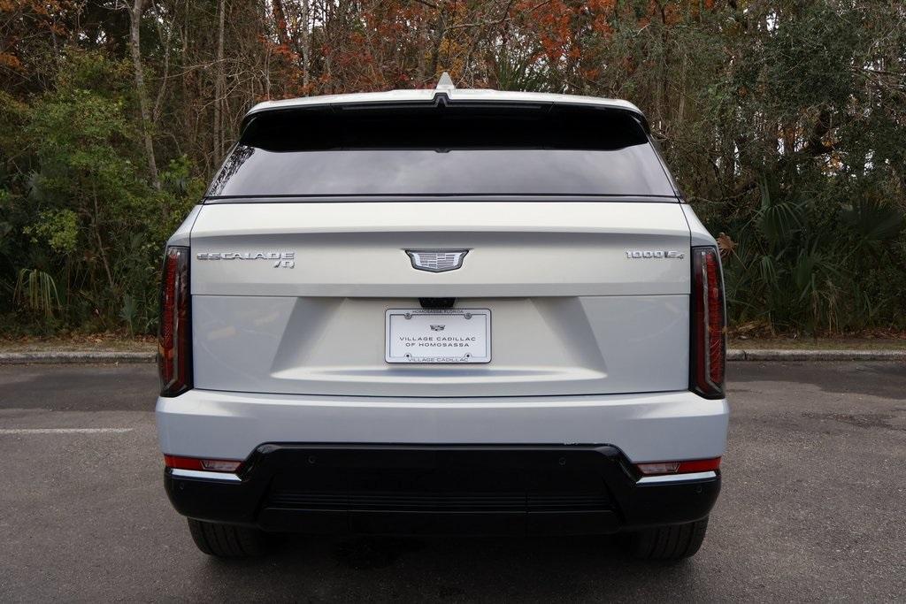 new 2025 Cadillac Escalade IQ car, priced at $153,560