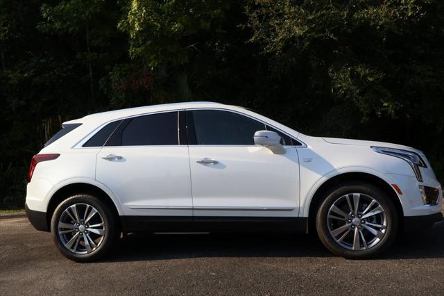 new 2024 Cadillac XT5 car, priced at $56,390