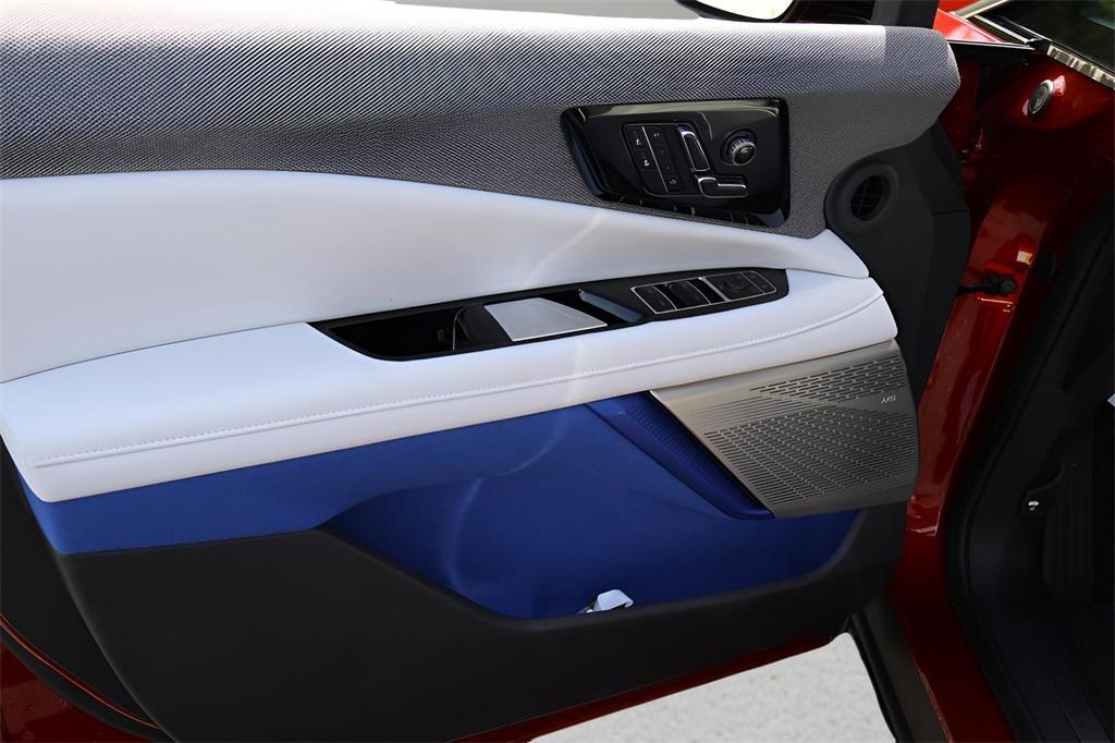 new 2025 Cadillac OPTIQ car, priced at $56,215