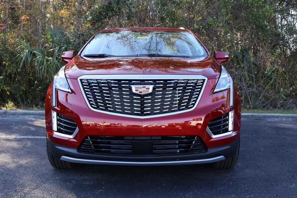 new 2025 Cadillac XT5 car, priced at $60,255