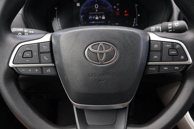 new 2025 Toyota Highlander car, priced at $43,127