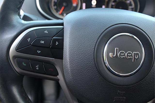 used 2019 Jeep Cherokee car, priced at $14,991
