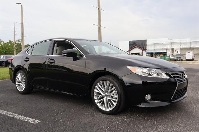 used 2013 Lexus ES 350 car, priced at $18,552