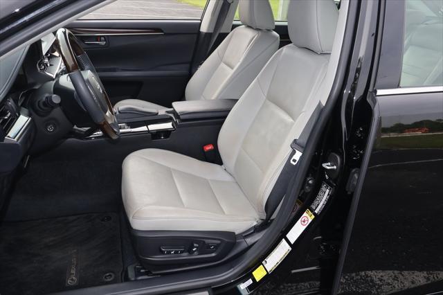used 2013 Lexus ES 350 car, priced at $18,552