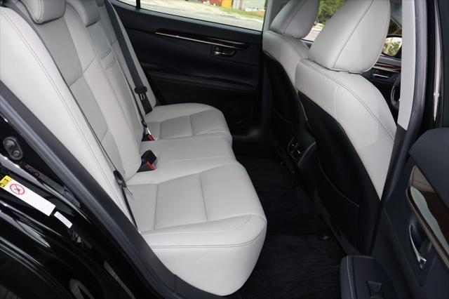 used 2013 Lexus ES 350 car, priced at $18,552