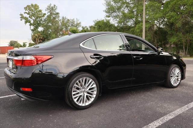 used 2013 Lexus ES 350 car, priced at $18,552