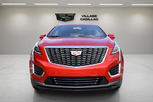 new 2025 Cadillac XT5 car, priced at $45,515