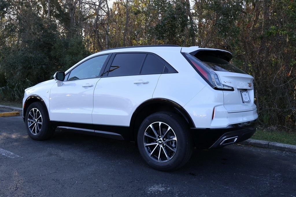 new 2025 Cadillac XT4 car, priced at $47,215