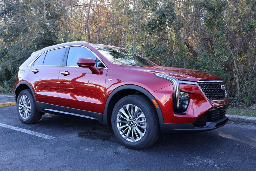 new 2025 Cadillac XT4 car, priced at $48,525