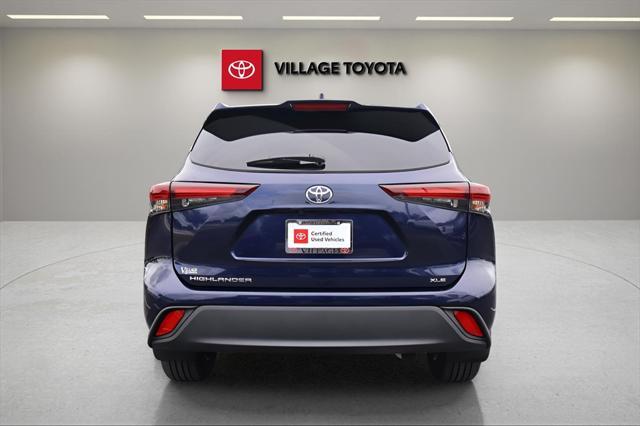 used 2025 Toyota Highlander car, priced at $46,771