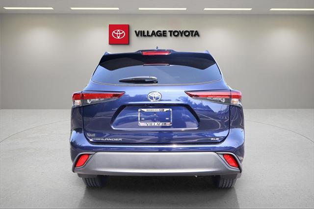 new 2025 Toyota Highlander car, priced at $45,772