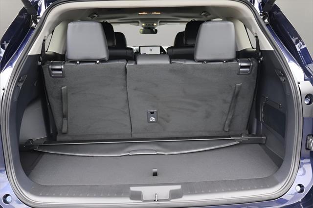 used 2025 Toyota Highlander car, priced at $46,771