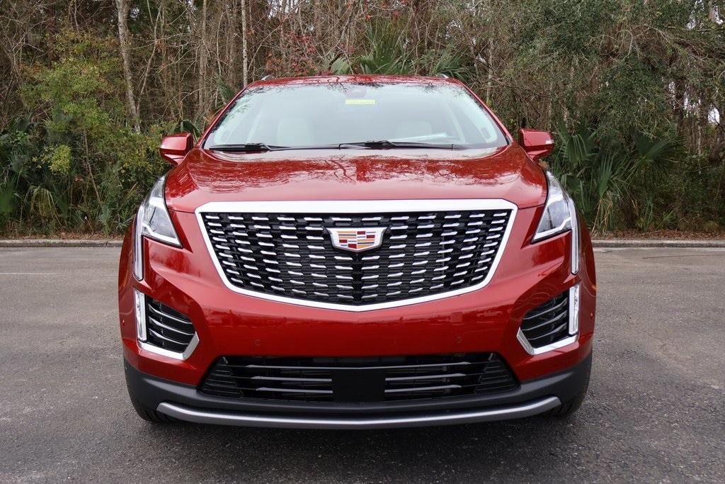 new 2025 Cadillac XT5 car, priced at $58,990