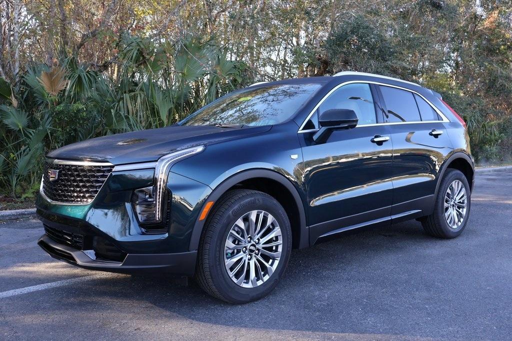 new 2025 Cadillac XT4 car, priced at $42,615