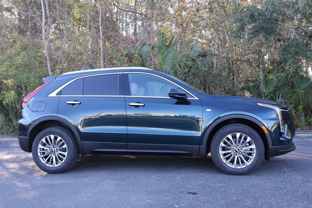 new 2025 Cadillac XT4 car, priced at $42,615