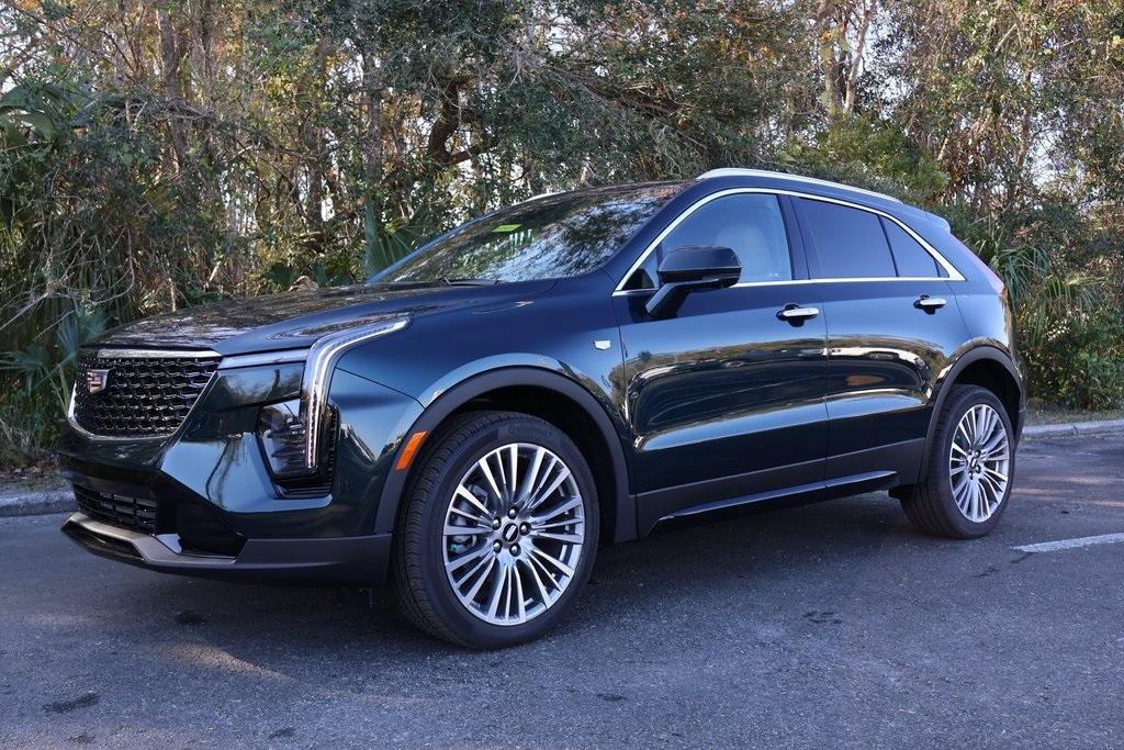 new 2025 Cadillac XT4 car, priced at $47,925