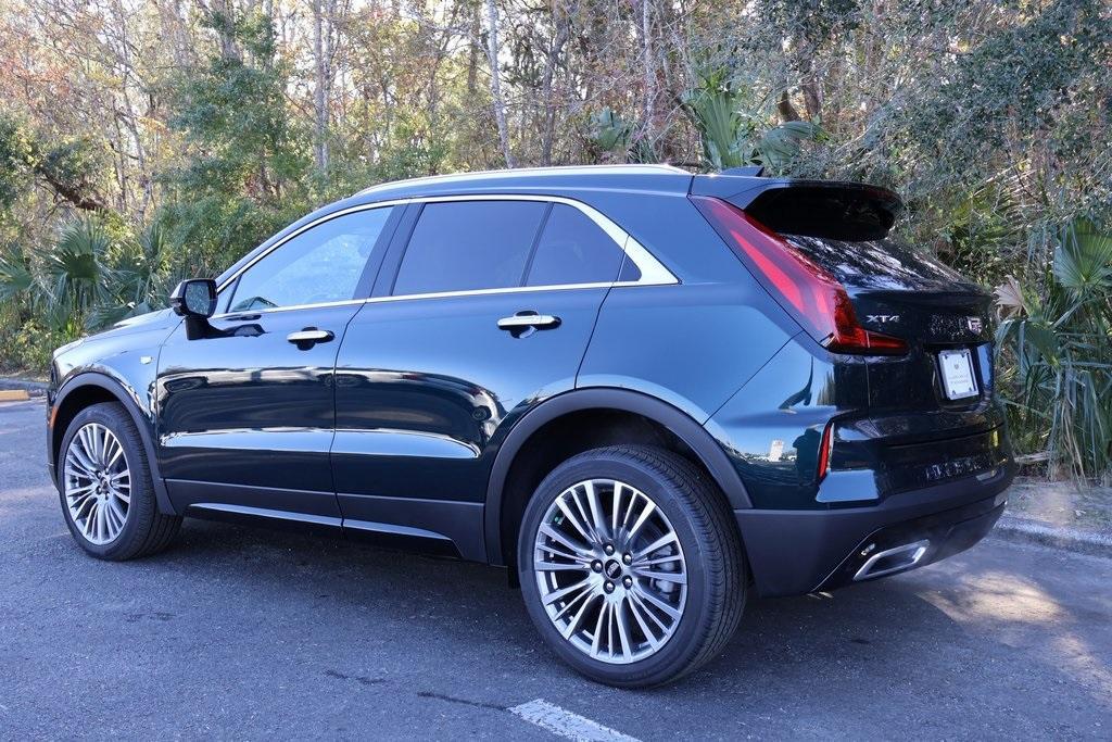 new 2025 Cadillac XT4 car, priced at $47,925