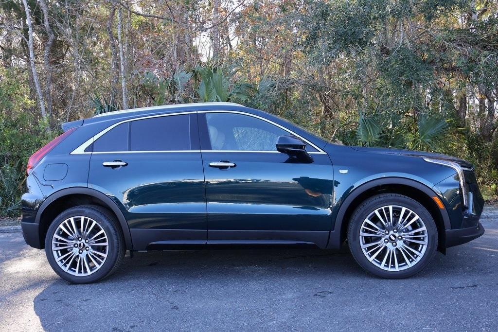 new 2025 Cadillac XT4 car, priced at $47,925