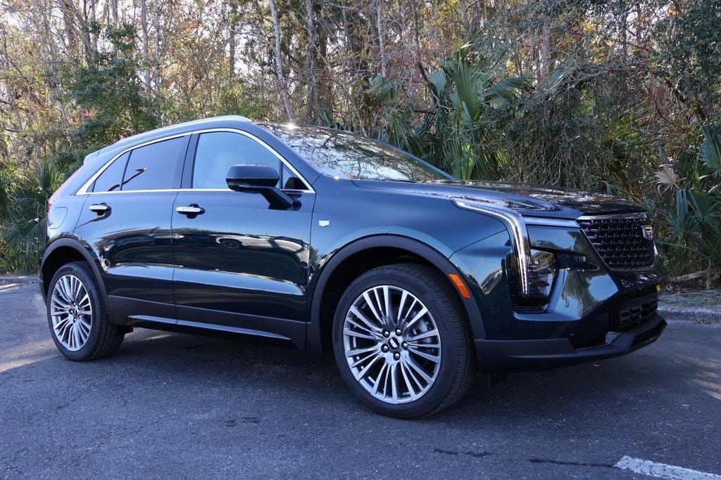 new 2025 Cadillac XT4 car, priced at $47,925