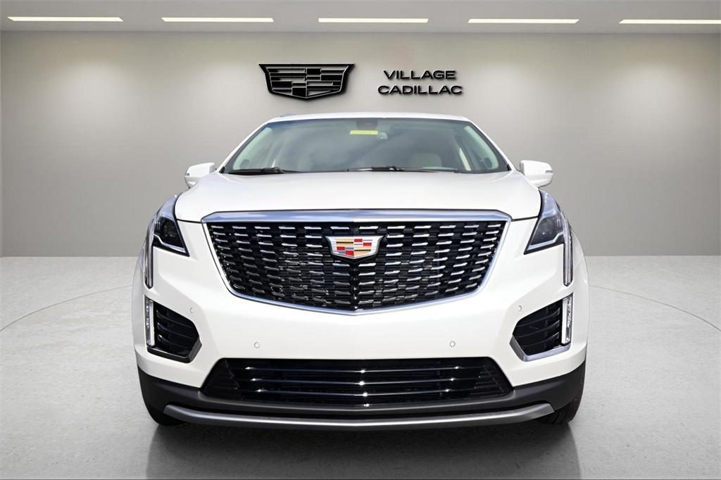 new 2025 Cadillac XT5 car, priced at $52,815