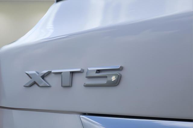new 2025 Cadillac XT5 car, priced at $52,815