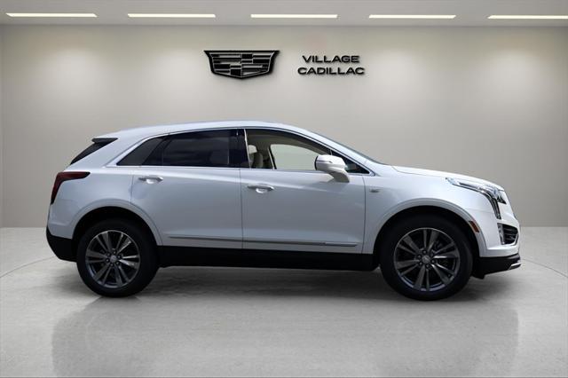 new 2025 Cadillac XT5 car, priced at $52,815