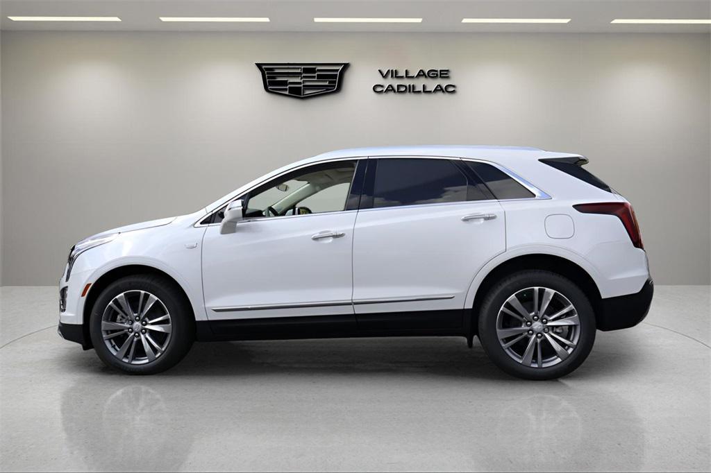 new 2025 Cadillac XT5 car, priced at $52,815