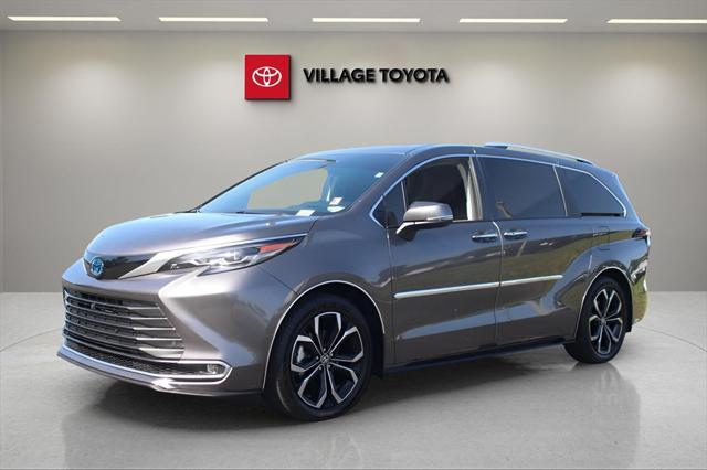 used 2024 Toyota Sienna car, priced at $52,992