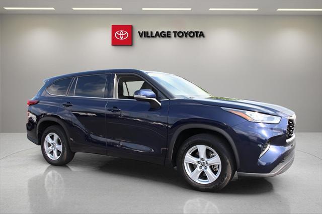 used 2020 Toyota Highlander car, priced at $24,442