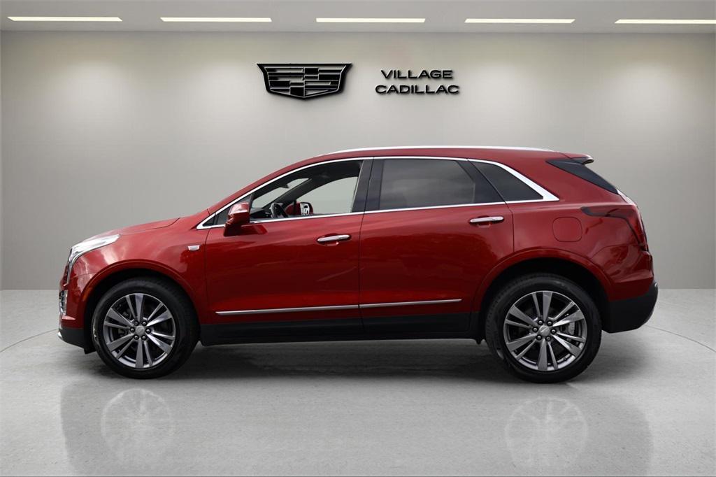 used 2020 Cadillac XT5 car, priced at $25,491