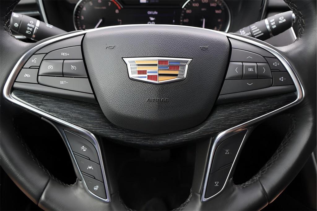 used 2020 Cadillac XT5 car, priced at $25,491