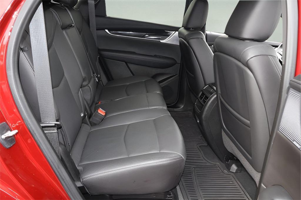 used 2020 Cadillac XT5 car, priced at $25,491