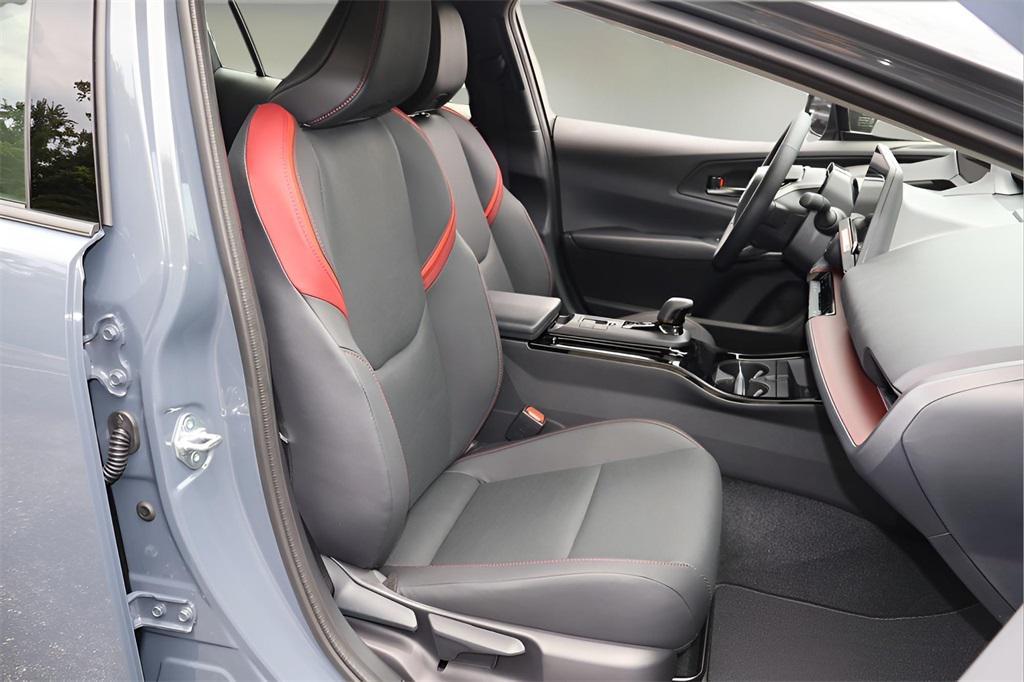 new 2025 Toyota Prius Plug-In Hybrid car, priced at $39,749