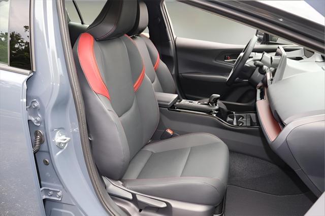 new 2025 Toyota Prius Plug-In Hybrid car, priced at $39,749