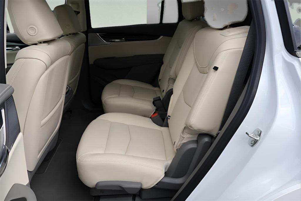 new 2025 Cadillac XT6 car, priced at $58,864