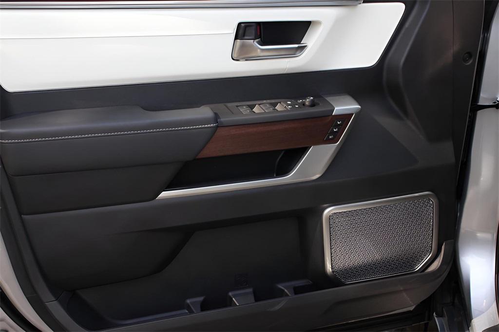 new 2025 Toyota Tundra Hybrid car, priced at $79,998