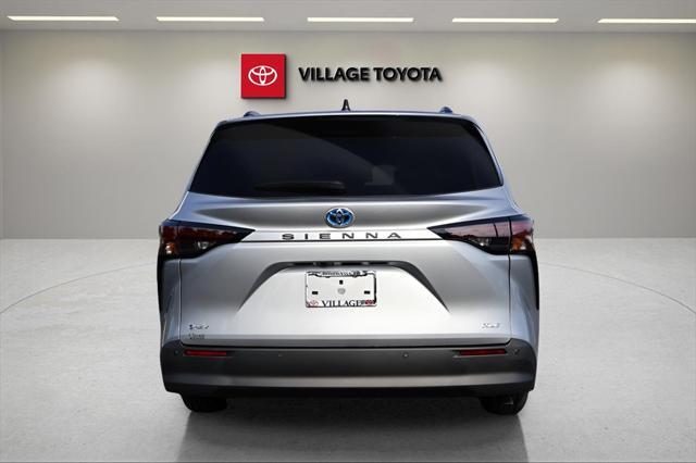 new 2025 Toyota Sienna car, priced at $48,987