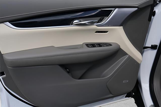 new 2025 Cadillac XT6 car, priced at $60,064