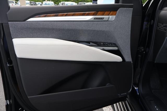 new 2025 Cadillac Escalade car, priced at $119,894