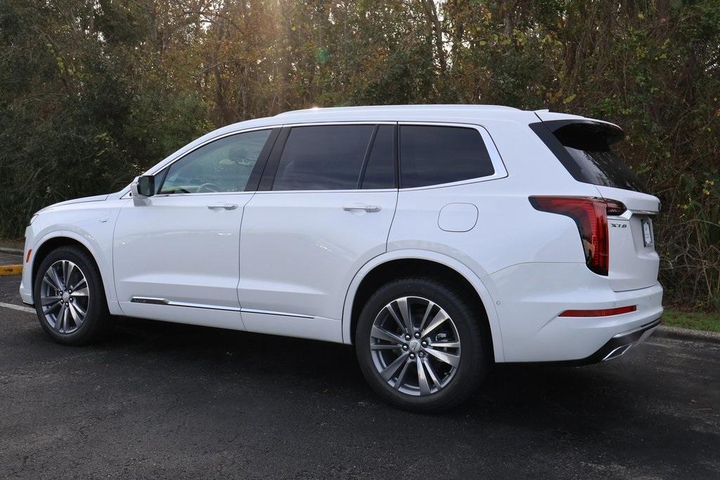 new 2025 Cadillac XT6 car, priced at $63,610