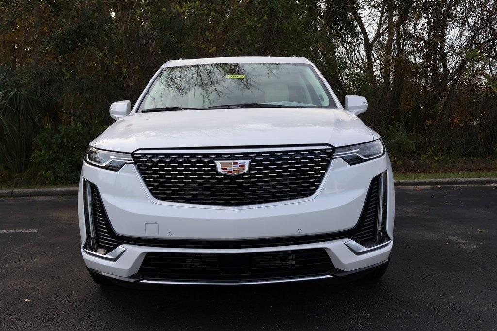 new 2025 Cadillac XT6 car, priced at $63,610