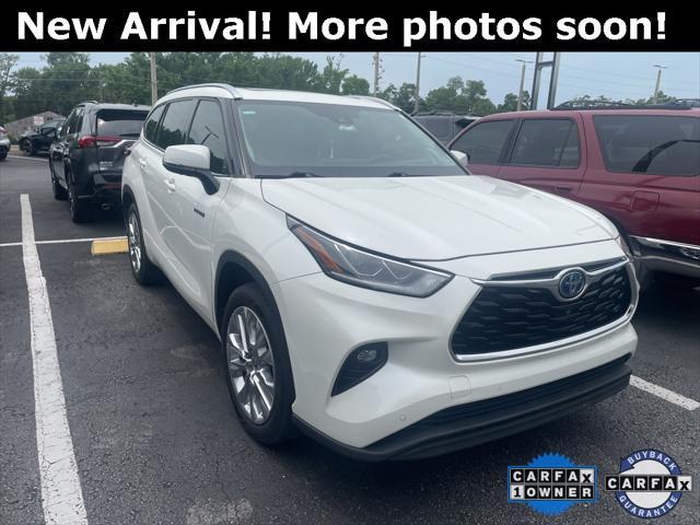 used 2020 Toyota Highlander Hybrid car, priced at $31,771