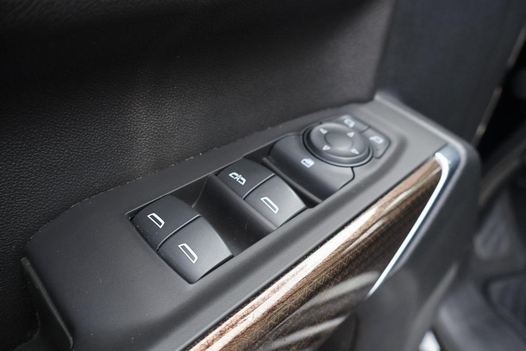 used 2020 Chevrolet Silverado 1500 car, priced at $29,592